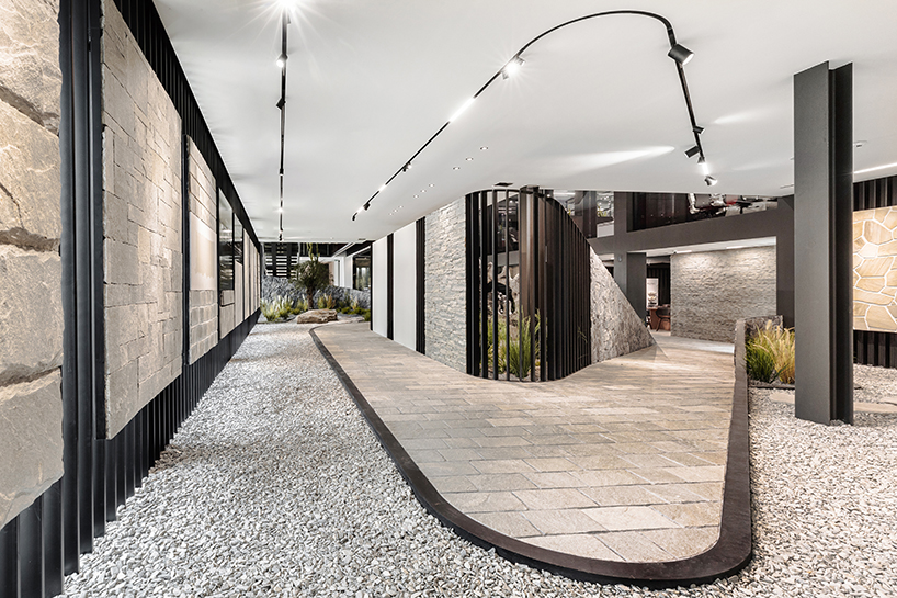 KAAF designs akrolithos' new headquarters and showroom in greece