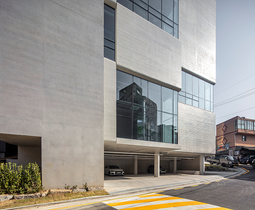 concrete and glass interplay upon kn global seoul headquarters' facade by zaira