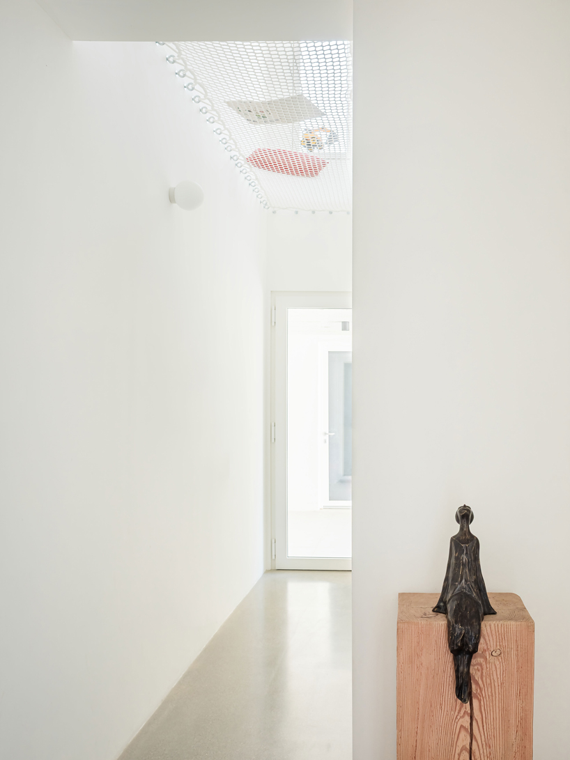 house lb inhabited essentiality 1