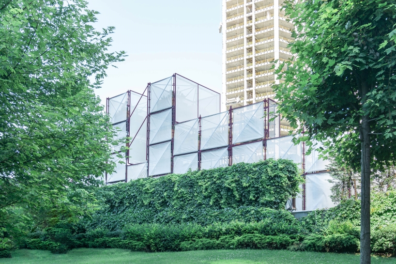 bomontiada temporary landscape installation barn arch 7