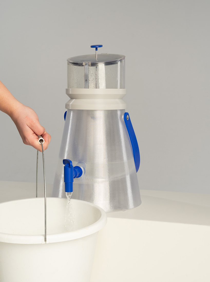mobile 3D printed device extracts drinking water directly from air