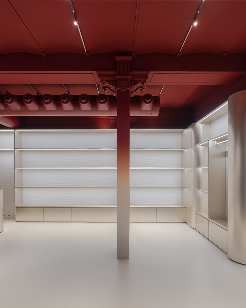 gradient satin-finished metal envelops missoni home boutique by LIT studio in milan