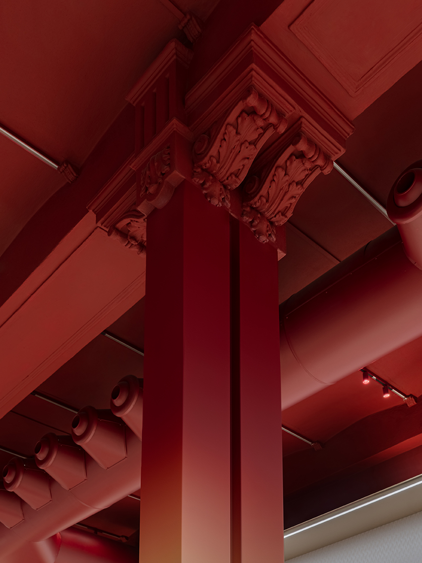 gradient satin-finished metal envelops missoni home boutique by LIT studio in milan