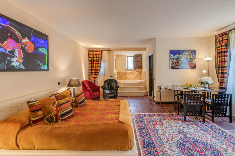 italian painter&rsquo;s works transform il bottaccio luxury hotel into integrated living gallery