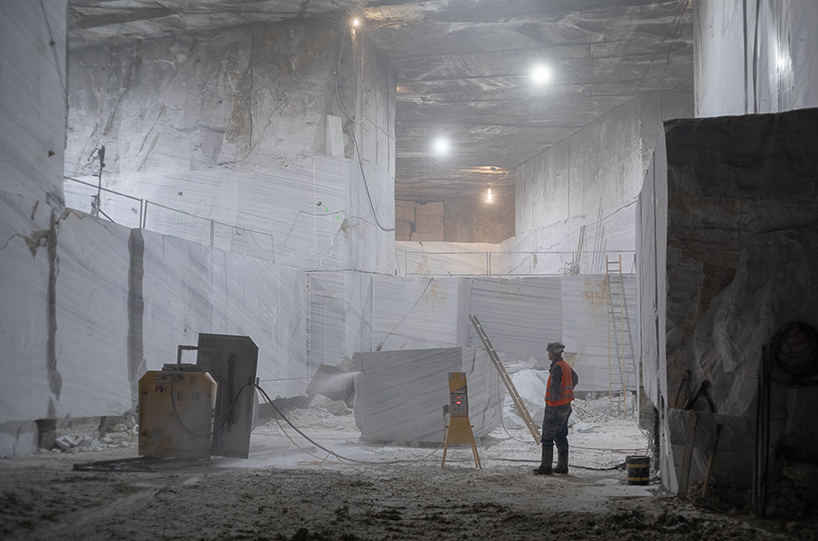 there's an accompanying documentary film in the Artificial section of the Arsenale