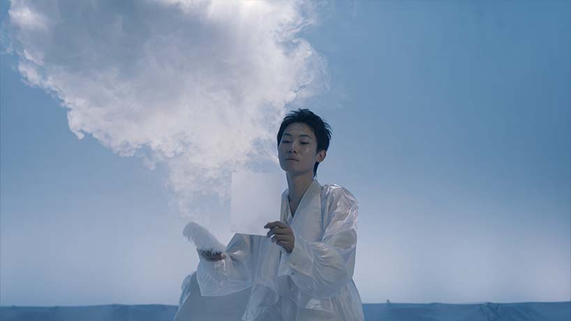 black void frames cloud installation as narrative tool in multimedia atmospheric performance