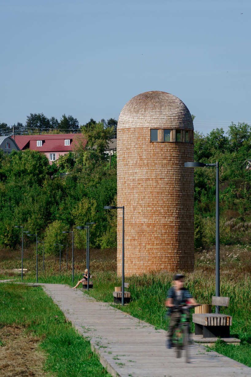 gora architects turns cow pasture into student art park in rural russia