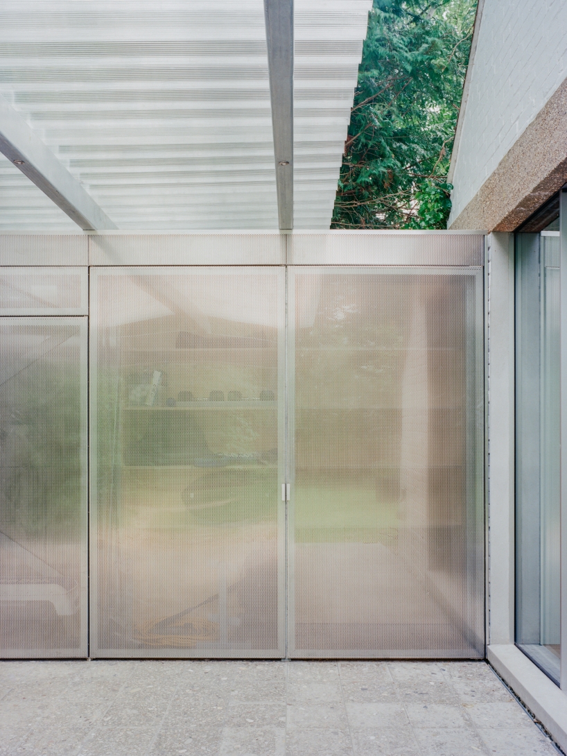 neiheiser argyros&rsquo; london pavilion combines storage cabinet and garden canopy in one - 6