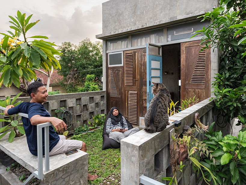 12 entre cuatro jardines