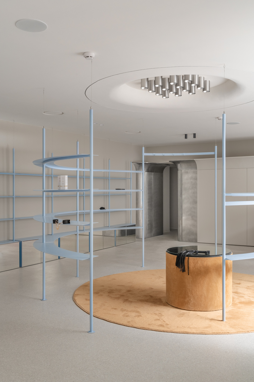 Rak Siringan Rak Garis Besar Interior Minimal Toko Seks Noy di Kiev
