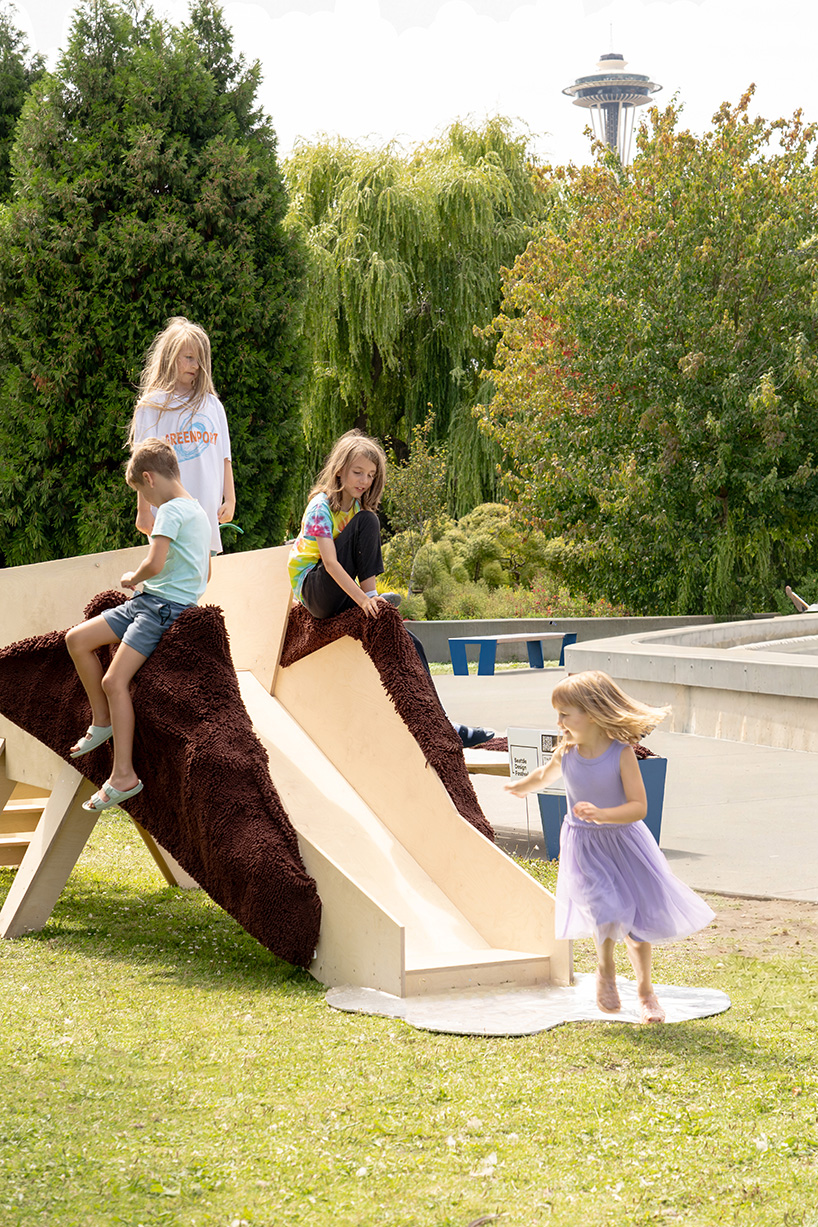 plywood horse doubles turn monument into public playground in seattle - 5