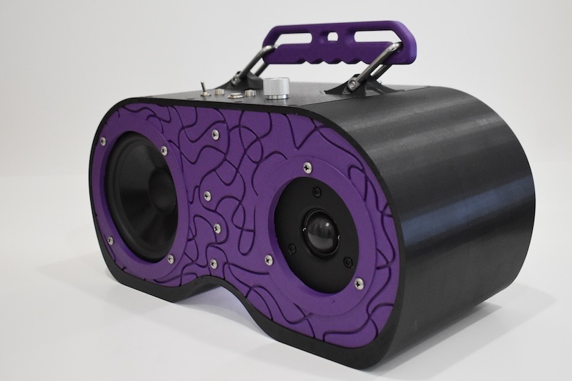 modular 3D printed bluetooth speaker allows for personalized color and pattern variations