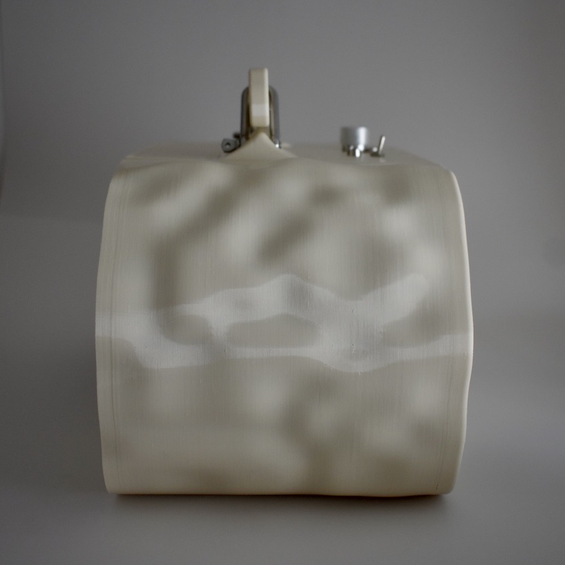 modular 3D printed bluetooth speaker allows for personalized color and pattern variations