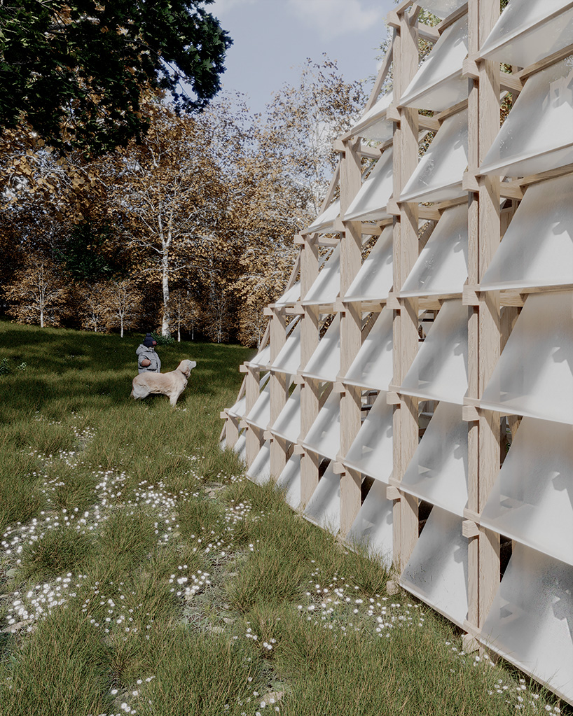 Piel textil blanca en el marco de madera forma triángulo nómada cabaña por celva y saga