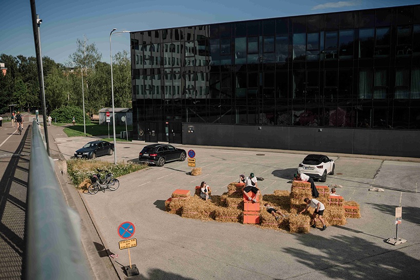 Skeleton Studio Floor es lava suave 4