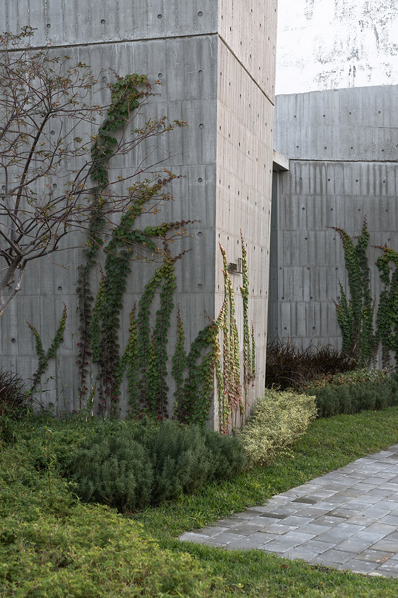 Diez contornos de hormigón inclinado del Centro de Ventas de Bienes Raíces del Hotel Giant de Taiwán