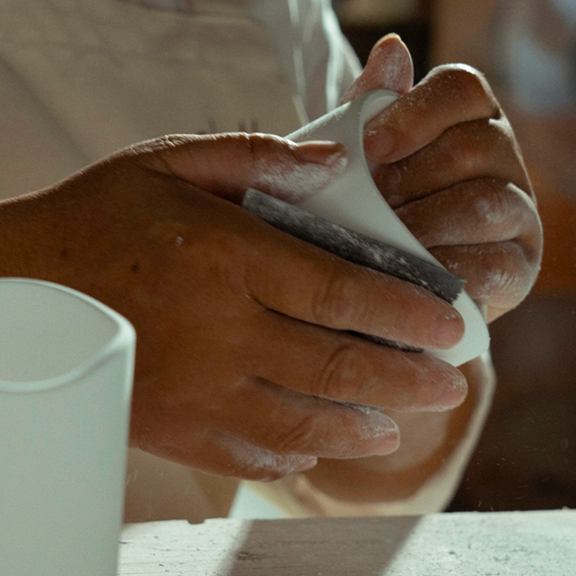 tea break candle transforms everyday pauses into spatial and sensory rituals