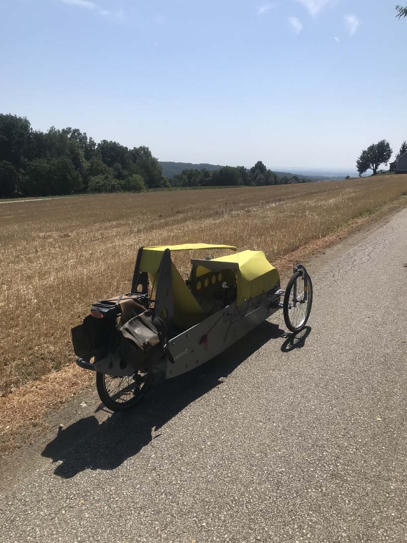 motofocker velocar combines bicycle and car in three-wheeled human-electric hybrid