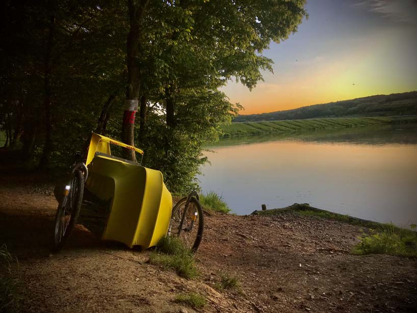 Motofocker Velocar combina bicicleta y automóvil en híbrido eléctrico humano de tres ruedas