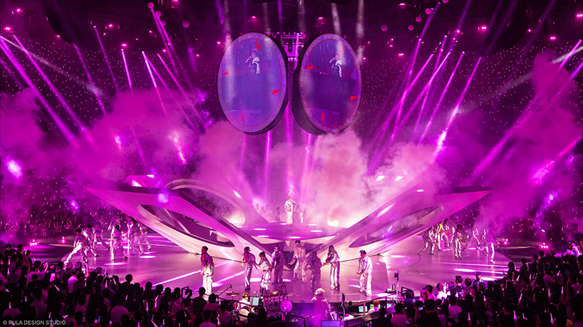 ruby law rula designs unfolding cube stage for white summer concert in hong kong 5