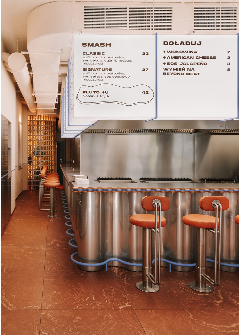 PLUTO BURGER ROD 7 Diseño de interiores de fusión 7