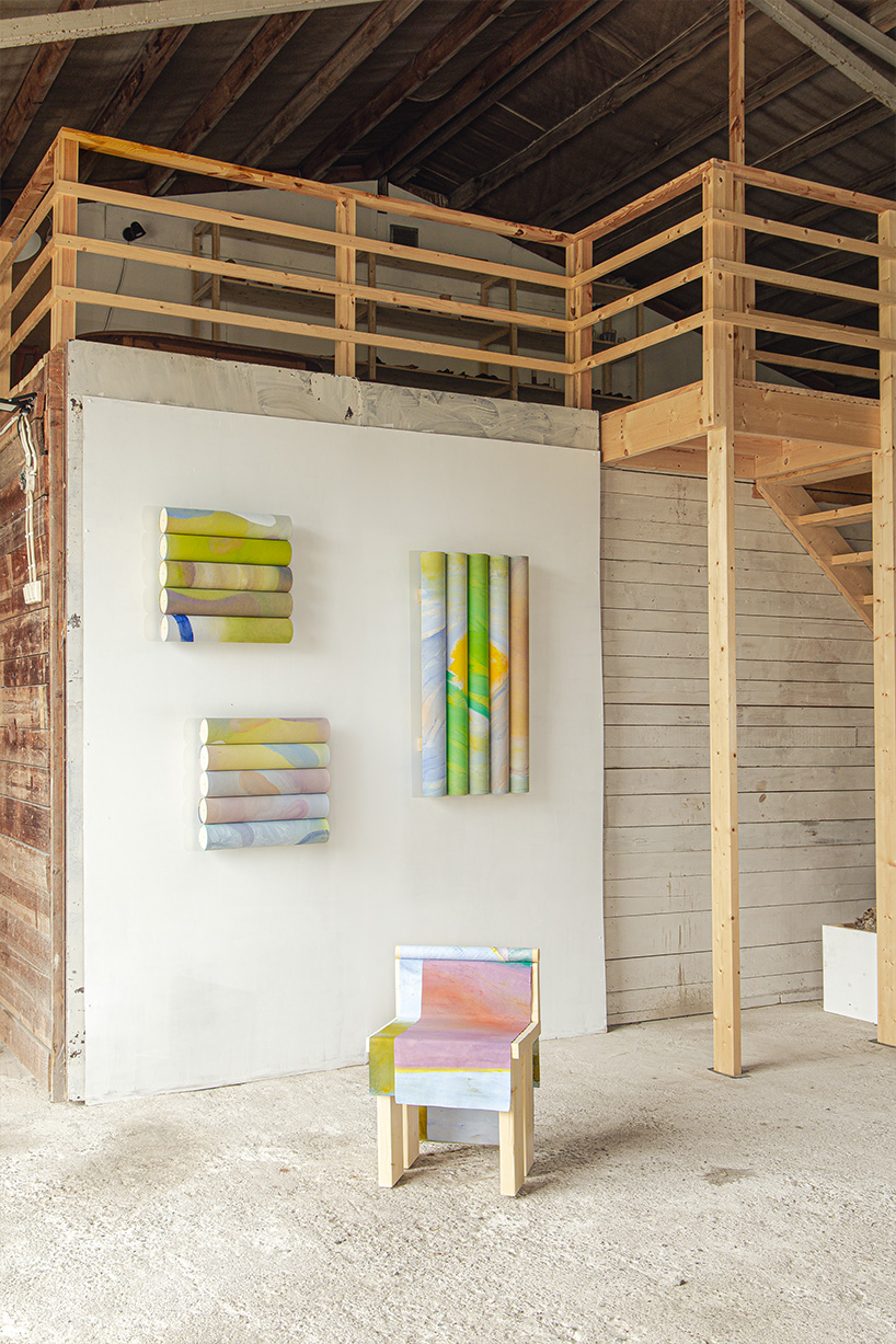 La colección Lifeline fusiona el paisaje abstracto con diseño de muebles