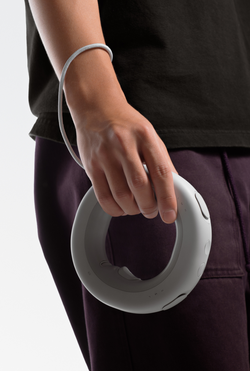 tuno ring-shaped DJ controller reimagines the deck as a portable donut device