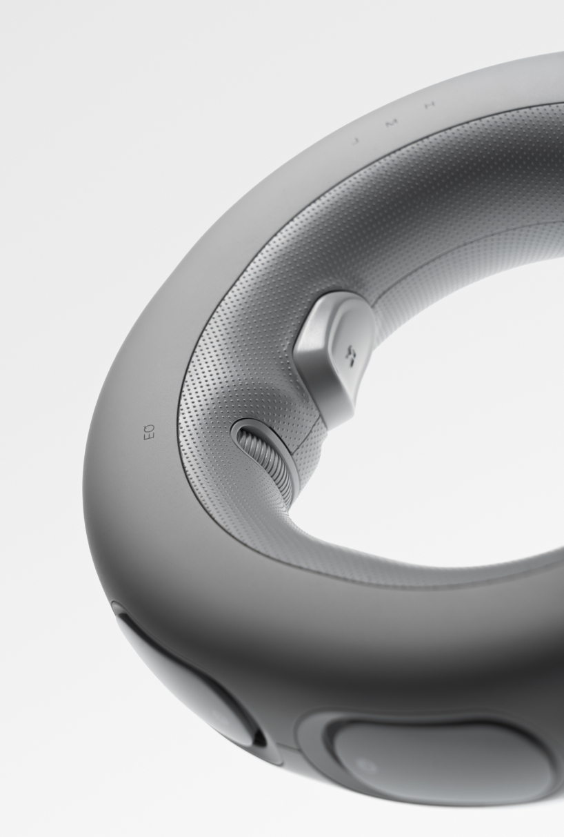 tuno ring-shaped DJ controller reimagines the deck as a portable donut device