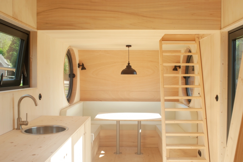 round-eyed tiny binocles homes bring compact living on wheels