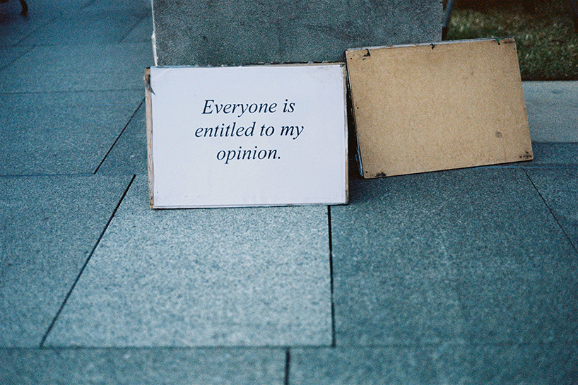 El álbum de fotos de culturismo captura escenas extrañas pero familiares en las calles de Melbourne