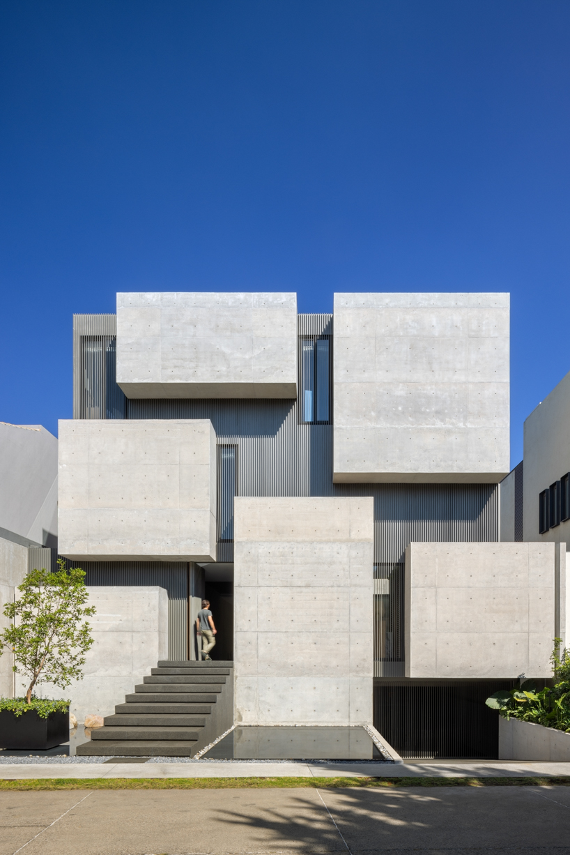 six extruded concrete volumes sculpt brutalist villa&rsquo;s facade in mexico city