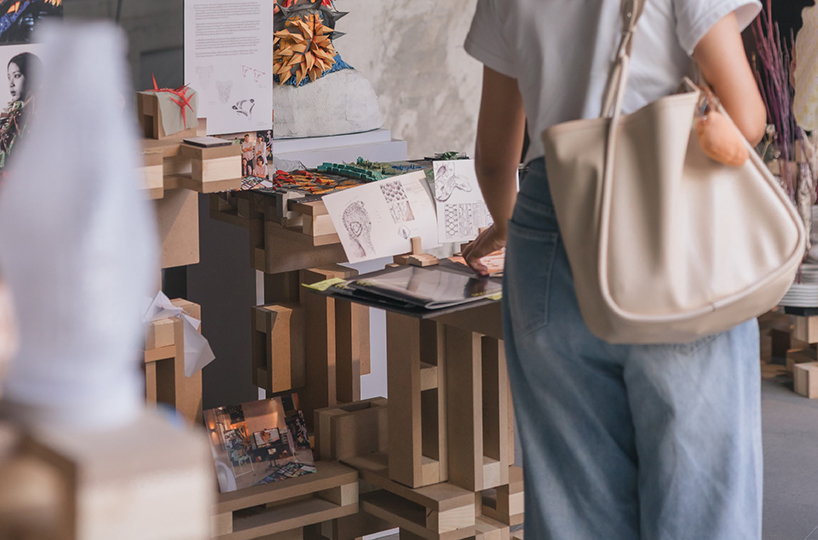 HXL tool-less modular system reconfigures from exhibition sculpture into adaptable furniture