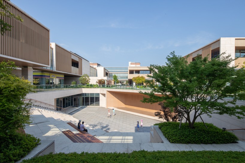 22 interconnected volumes redefine retirement living in shanghai’s joyful community
