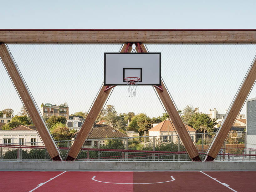 cantilever sports court crowns urban skatepark bowl along railway in france