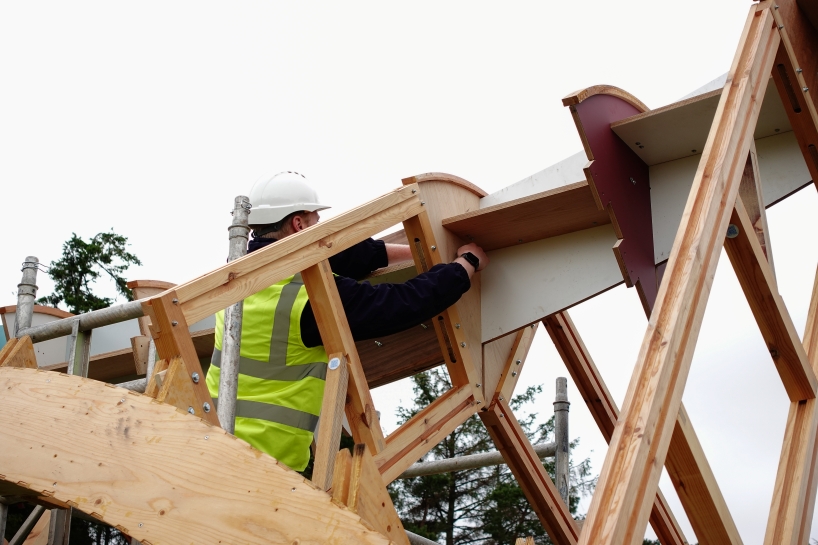 bartlett architecture students use robots to build arkhive reconfigurable timber pavilion