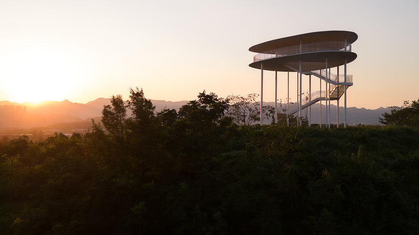 chongqing mingyue lago paisaje torre 9