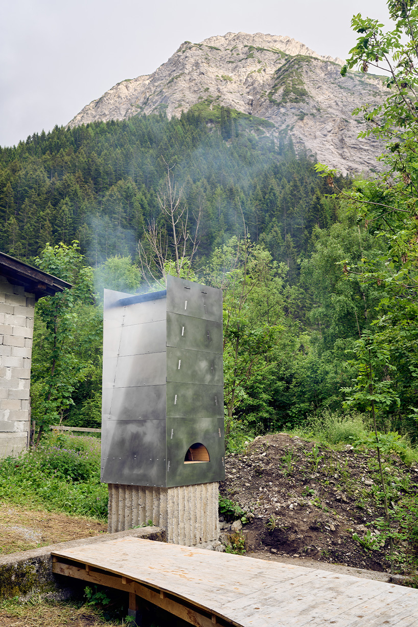 a small piece of architecture that connects local building traditions with collective use 1
