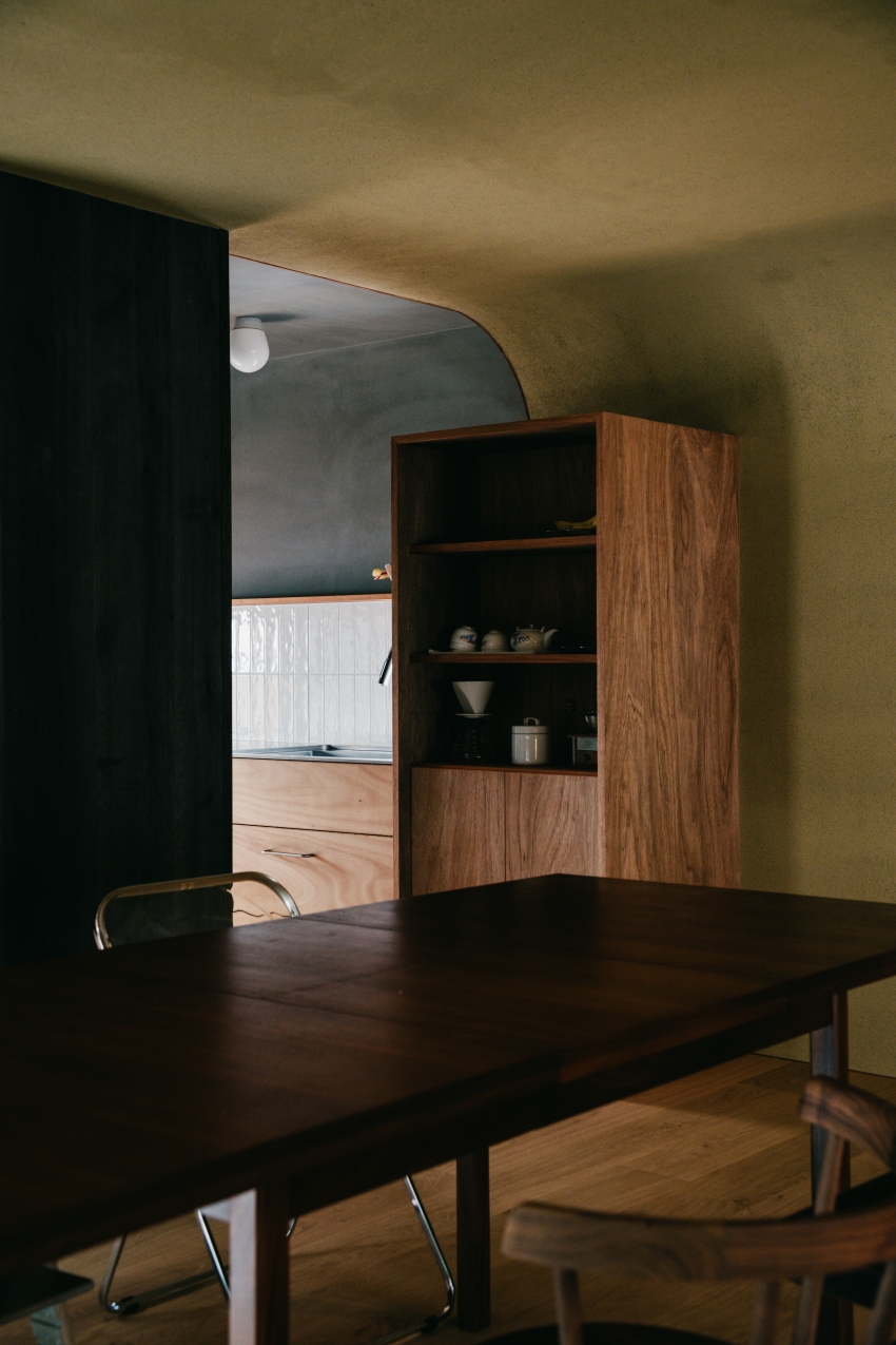 concrete and timber converse in osaka residence through an interplay of solid and void - 10