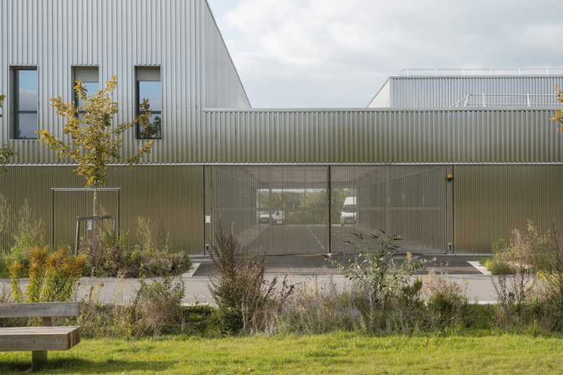 reflective steel sheet cladding wraps ach&egrave;res technical center in france