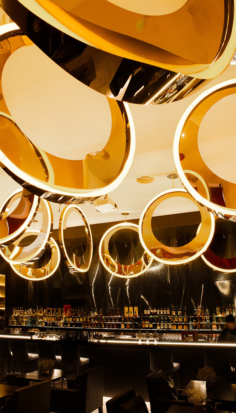 crescent lights and mirrored moons carve a slow-paced retreat inside xi’an bar - 5