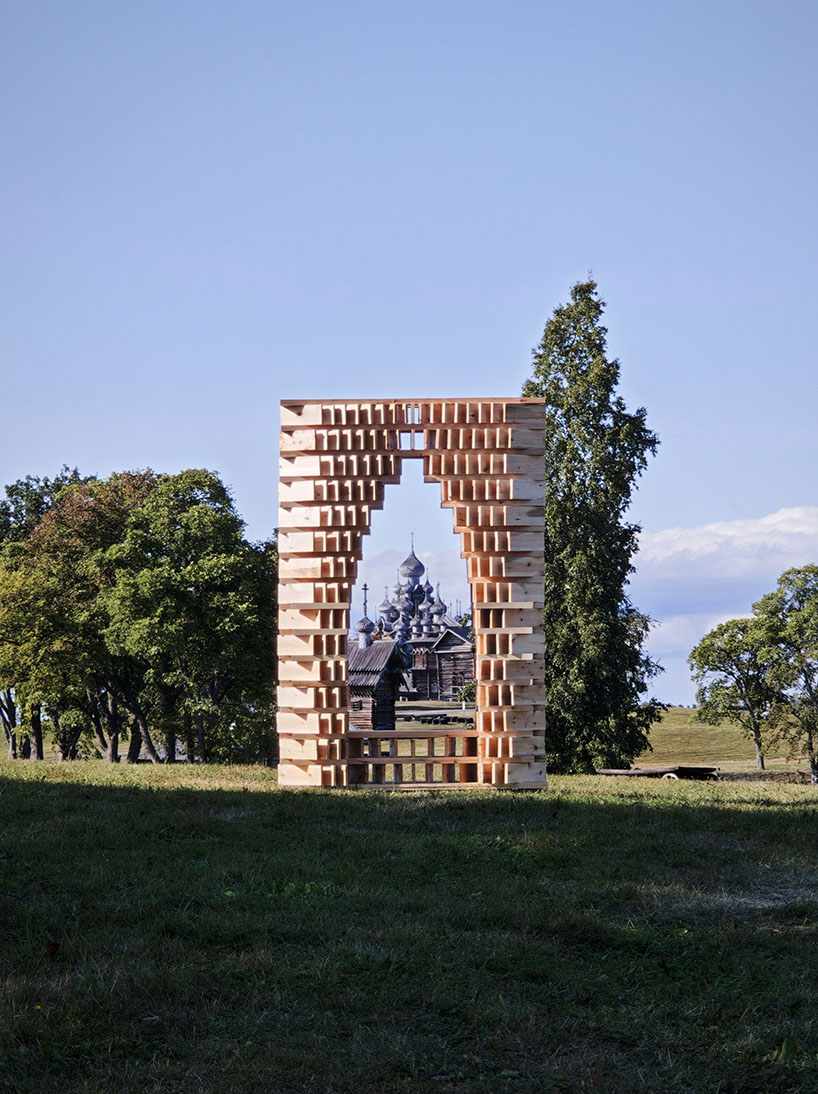 lens installation uses rhythmic timber slats to frame island&rsquo;s historic churches - 4