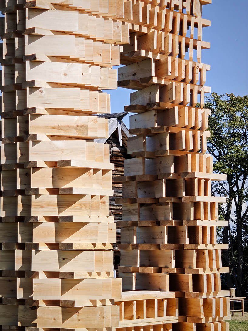 lens installation uses rhythmic timber slats to frame island&rsquo;s historic churches - 6