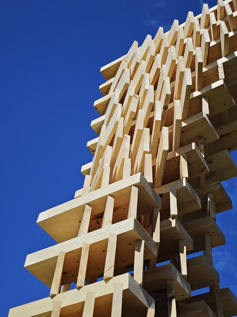lens installation uses rhythmic timber slats to frame island&rsquo;s historic churches - 9