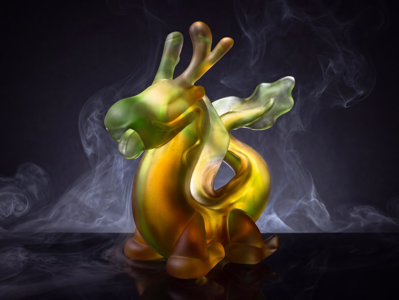 crystal animal sculptures freeze the open-mouthed gesture of a roar - 7