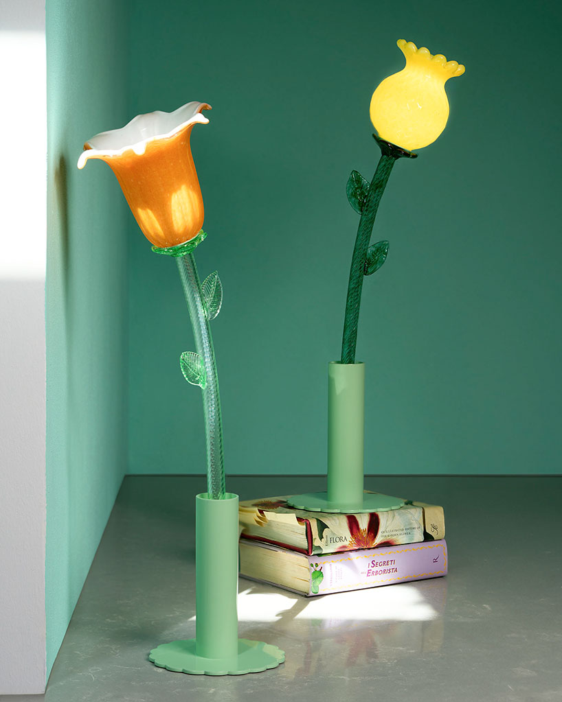 six murano glass flowers turn into portable table lamps that glow at a touch - 5