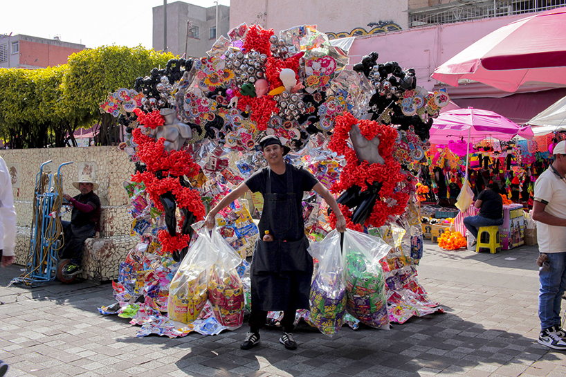 plastic cups, cheetos in resin, and mannequins become new-age mexican baroque artworks - 10