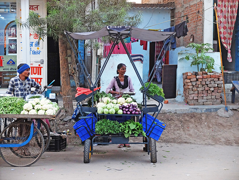 mapping street vending typologies as mobile urban infrastructure across india - 6