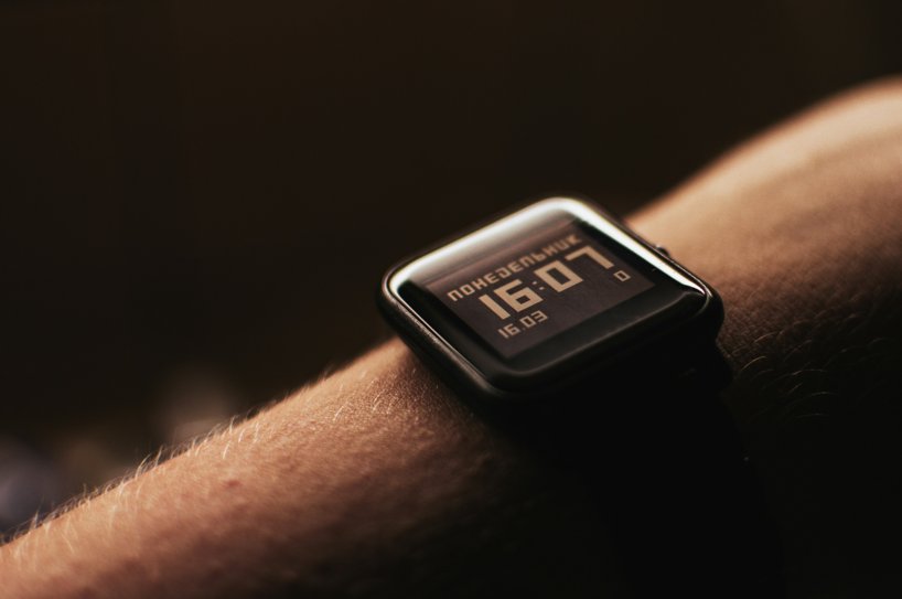 how vulcanised rubber became a luxury material on the wrist 2