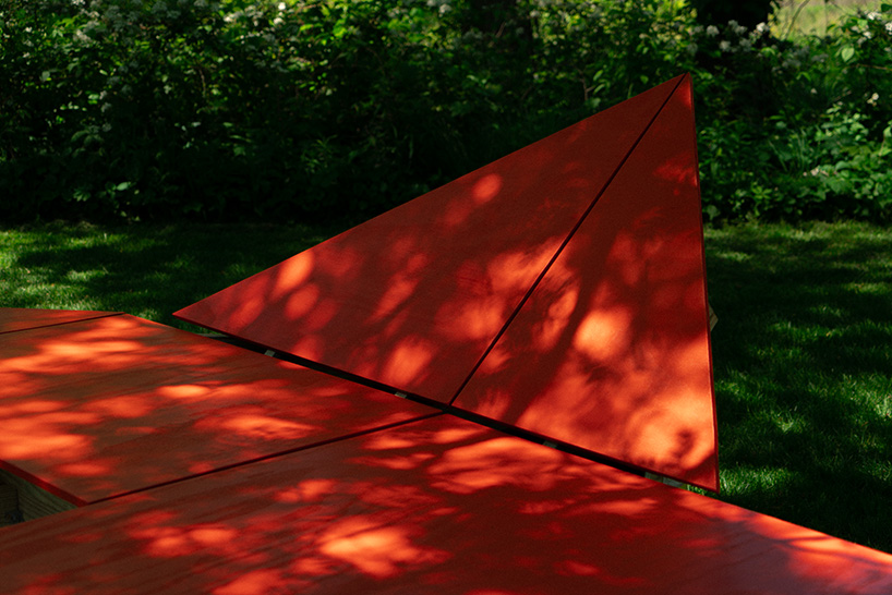 six disassembled facade fragments turn into playable open-ended stage in lake forest - 9