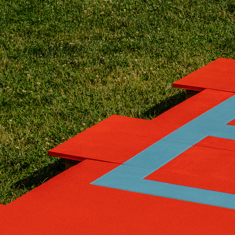 six disassembled facade fragments turn into playable open-ended stage in lake forest - 10